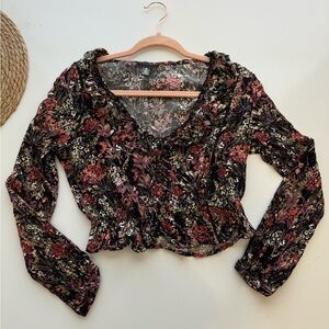 Aqua Floral Ruffled Neck‎ LOng Sleeve Top Size Small